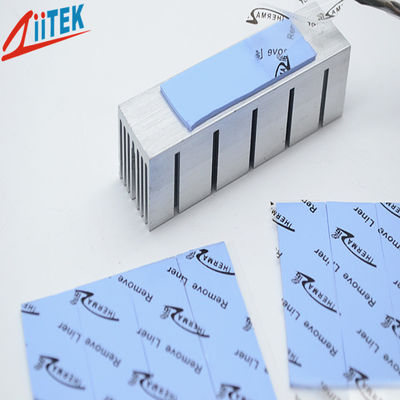 biru 5.0 W / mK sangat lembut Thermal Gap Filler TIF100-50-05E dengan Lapisan Perekat Silikon Lembaran Karet -50 hingga 200 ℃