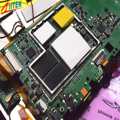 Bantalan Pengisi Celah Termal Bahan Silikon Volatilitas Rendah untuk Meningkatkan Konduktivitas Termal pada Komponen Elektronik dan Perangkat Optik