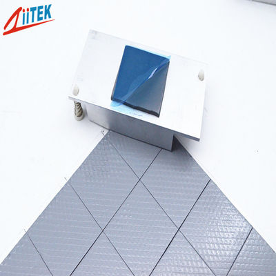 Bantalan Celah Termal Silikon dengan Konduktivitas Termal 2,0W/mK Menyediakan Bahan Kompresi Lembut untuk Pengontrol LED Pembuangan Panas